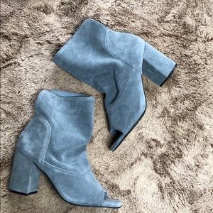Matisse light blue Suede open toe booties